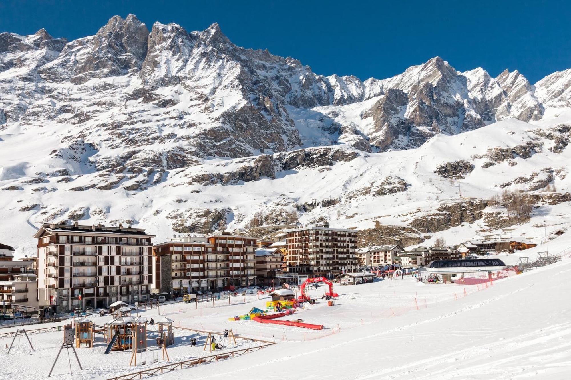 ברויל-קרוויניה Chalet Matterhorn Francois - Central Ski Chalet With Spa And Breakfast, 100Mt Lift מראה חיצוני תמונה